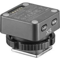 godox-x5-wireless-flash-hotshoe-and-trigger.jpg