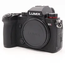 panasonic-lumix-s5d-body-occasion.jpg