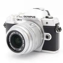 olympus-om-d-e-m10-mark-iii-14-42mm-r-zilve.jpg