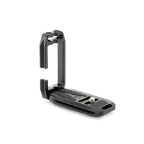 3-legged-thing-lexie-arca-l-bracket-univers.jpg