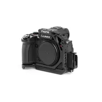 tilta-half-camera-cage-for-panasonic-s5-ii-.jpg