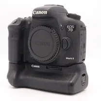 canon-eos-7d-mark-ii-bg-e16-batterygrip-occ.jpg