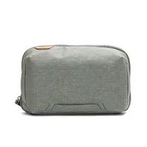 peak-design-tech-pouch-sage-1.jpg