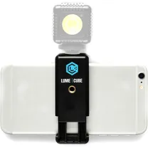 lume-cube-smartphone-mount-.jpg