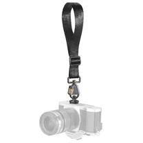 blackrapid-breathe-wrist-strap-w-fr-5.jpg