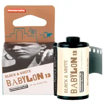 lomography-b-w-iso-13-35mm-babylon-kino-fil.jpg