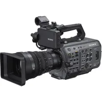 sony-pxw-fx9-sel-fe-28-135mm-f4-0g-powerzoo.jpg