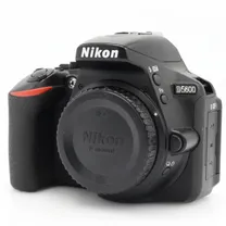 nikon-d5600-body-af-p-18-55mm-f-3-5-5-6g-dx.jpg