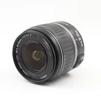 canon-ef-s-18-55mm-f-3-5-5-6-ii-occasion.jpg