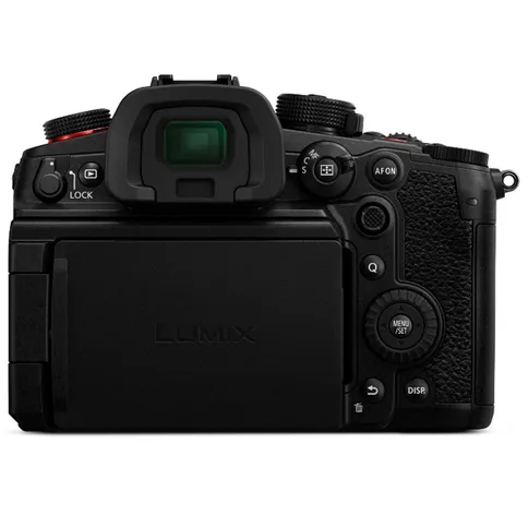 Panasonic_GH7_body_foto7.jpg