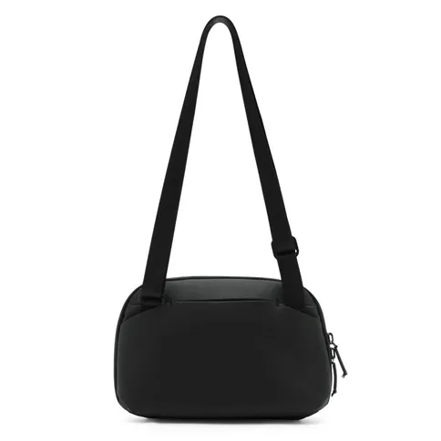 2_peakdesign_travel_crossoverbody_3L.jpg