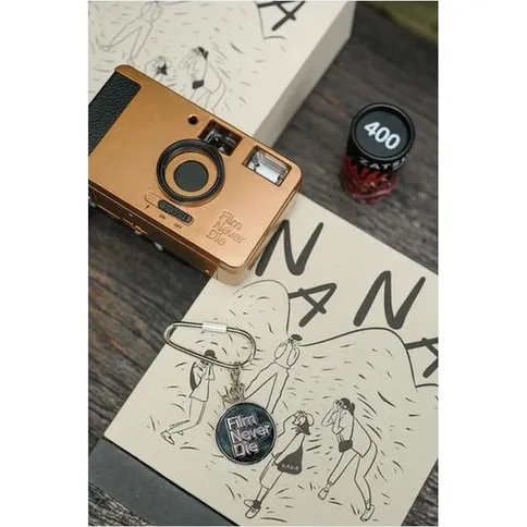 Film-Never-Die-Nana-35mm-point-and-shoot-camera_2.jpg