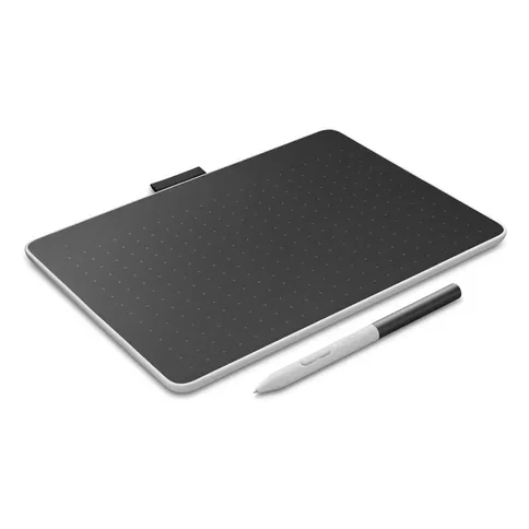 Wacom-One-M-pen-tablet_2.jpg