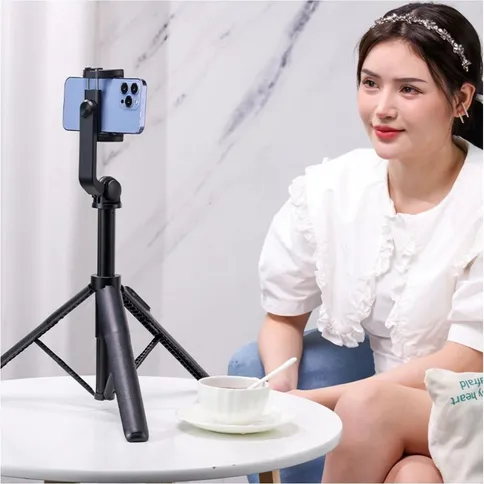 Ulanzi-SK-03-Selfie-Stick-Statief-1-6m-met-Bluetooth-shutter_7.jpg