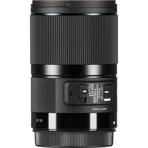 sigma_70mm_f2.8_dg_macro_art_l-mount_2.jpg