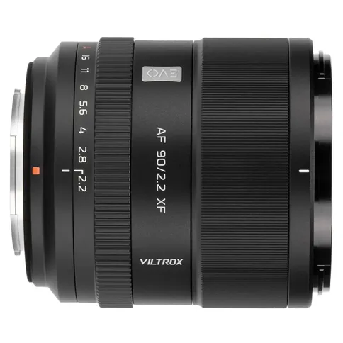 3_Viltrox_AF_90mm_f2.2.jpg