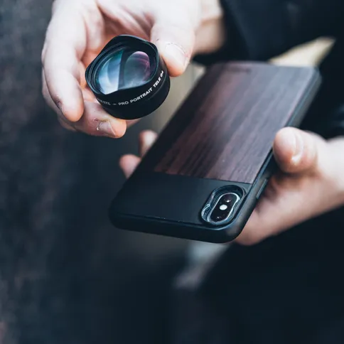 Black Eye PHOTO CASE for iPhone Xr_4.jpg