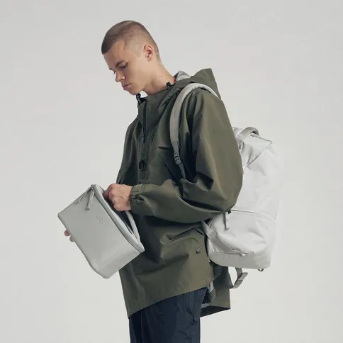 Urth-Arkose-20L-Backpack-Camera-Insert-grijs_5.jpg