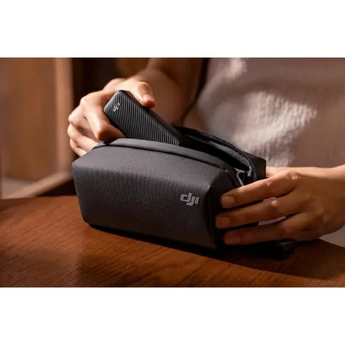 Pocket_3_carring_bag_5.jpg
