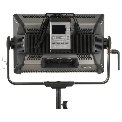 aputure-7.jpg
