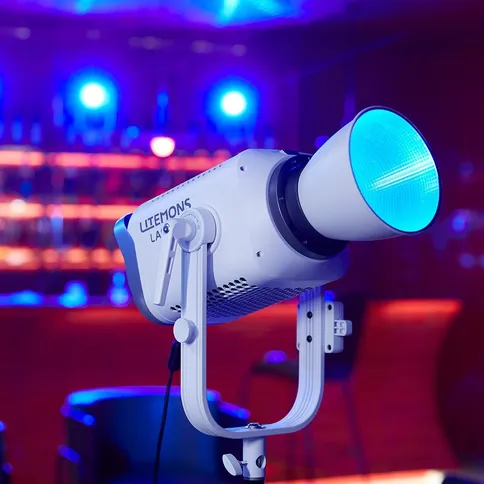 Godox-Litemons-LA600R-RGB-LED-Video-Light-White_7.jpg