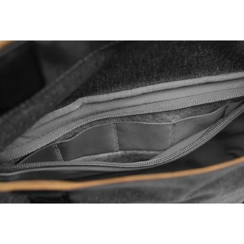 Peak-Design-Field-Pouch-charcoal-V2_7.jpg
