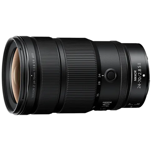 Nikon-24-70-2.8-II-1.jpg
