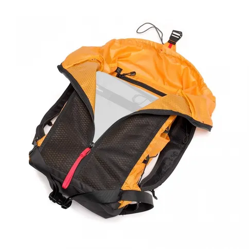 Lowepro_RunAbout_BP_18L_7.jpg