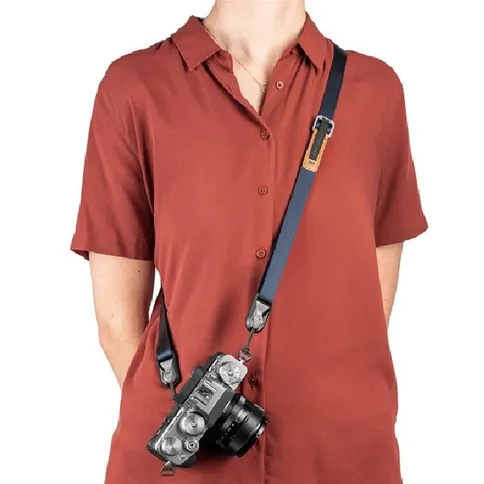 peakdesign_leash_midnight_5.jpg