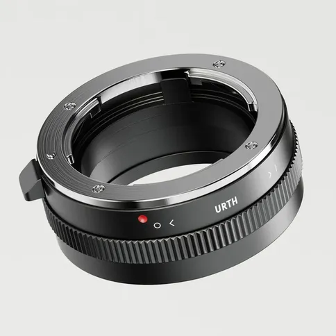 Urth-Lens-Mount-Adapter-Leica-Sony-A-2.jpg