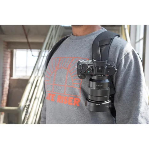 Peak_Design_Everyday_backpack_20L_v2_black_15.jpg