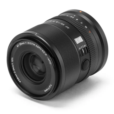 Viltrox_AF_35mm_F1.8_II_Z_Angled_View.jpg