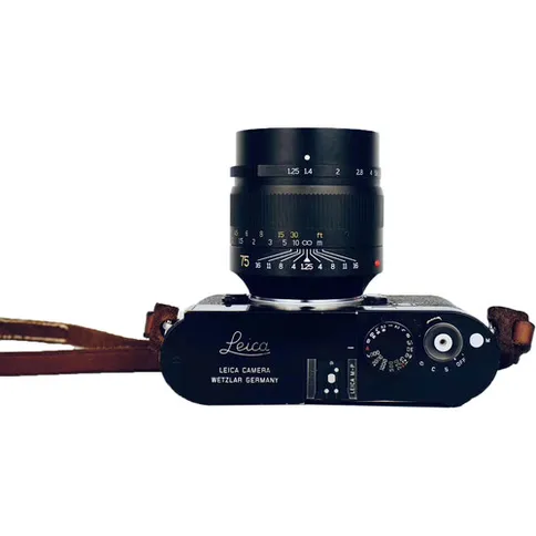 7artisans 75mm F1.25 Leica M 6.jpg