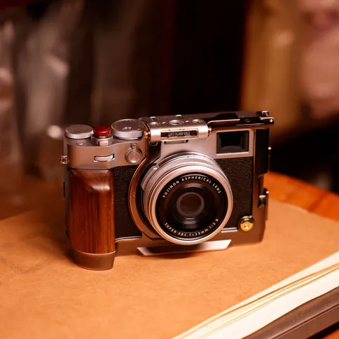 SmallRig-4557-Retro-cage-voor-Fujifilm-X100VI_7.jpg