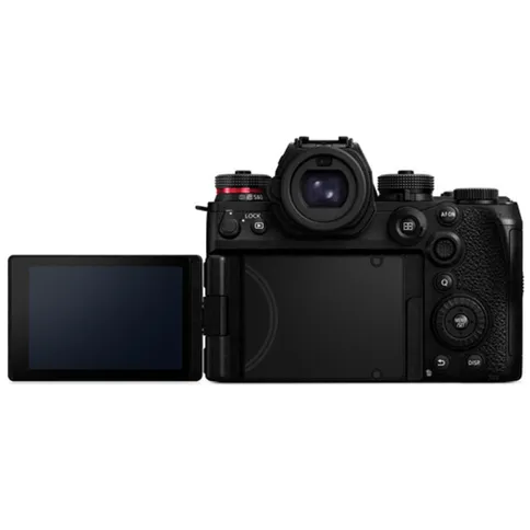 Panasonic_Lumix_DC_S1R_8.jpg