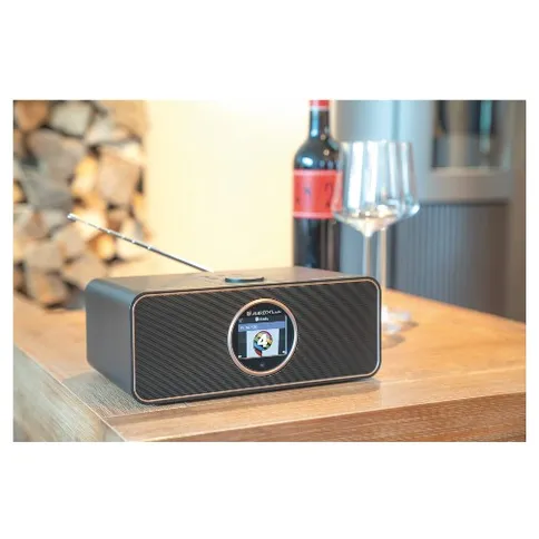 Albrecht_Radio884_foto5.jpg