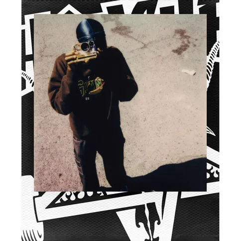 Polaroid-Color-instant-film-for-i-Type-Thrasher-Edition_5.jpg