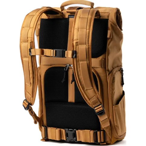 Think-Tank-FocusPoint-30L-Golden-Hour_3.jpg