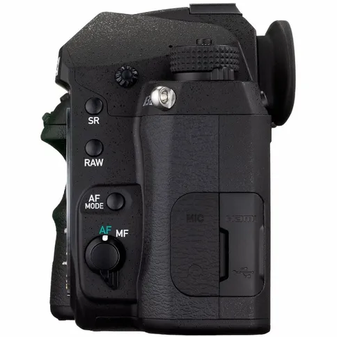 Pentax-K-3-Mark-III-EU-kit_4.jpg