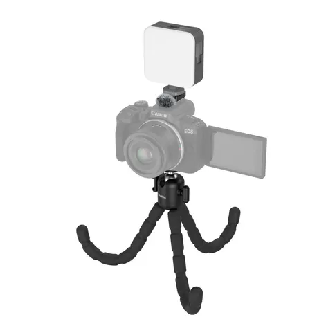 SmallRig_vlogging_statief_Canon_R50_1.jpg