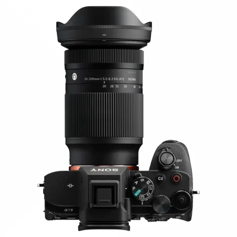 Sigma_20_200_mm_3.5_6.3_dg-4.webp