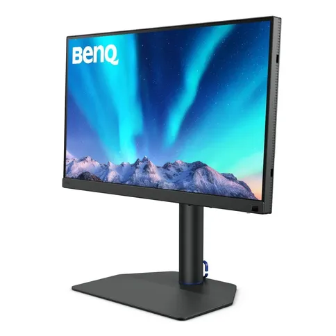 BenQ-SW272U-4K-27-inch-USB-C-monitor_3.jpg