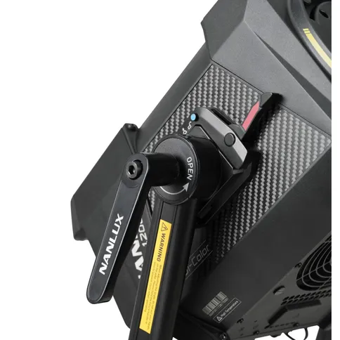 Nanlux-Evoke-1200-Bi-color-Spot-Light-with-45-degrees-Reflector_8.jpg