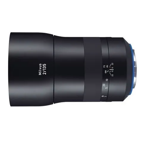 zeiss-milvus-135mm-f-2-0-canon-outlet-1.jpg