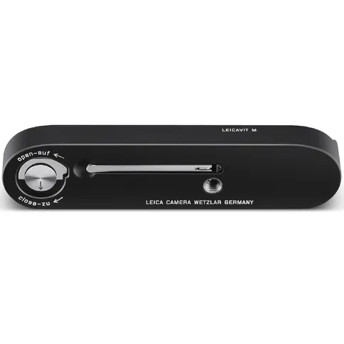 leicavit-m-black-paint-2.jpg