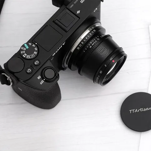 TTArtisan-35mm-f_1.4-Lens-for-Sony-E_8.jpg