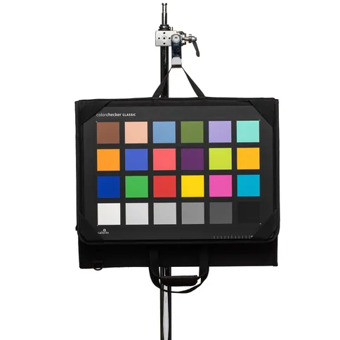 calibrite_colorchecker_classic_xl-met-case-03.jpg