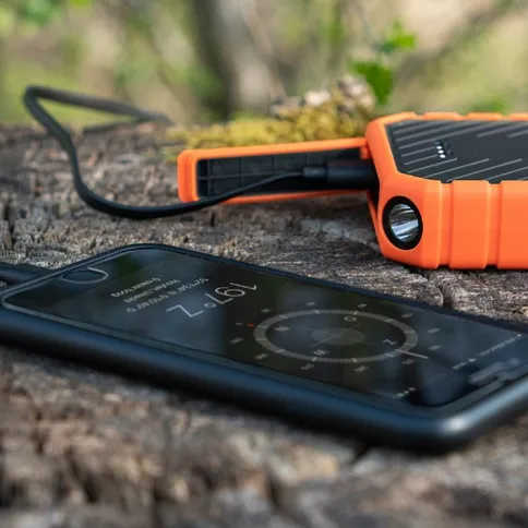 Xtorm-Rugged-20.000mAh_4.jpg