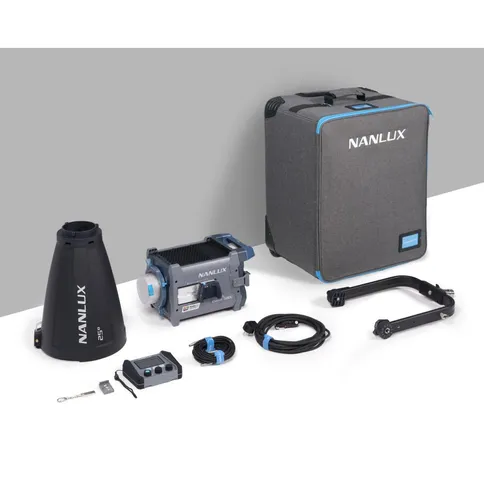 Nanlux-Evoke-600C-Full-Color-Nebula-8-Spot-Light_6.jpg