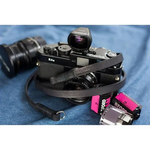 Bronkey-Tokyo-104-leather-camera-strap-black-110cm_5.jpg